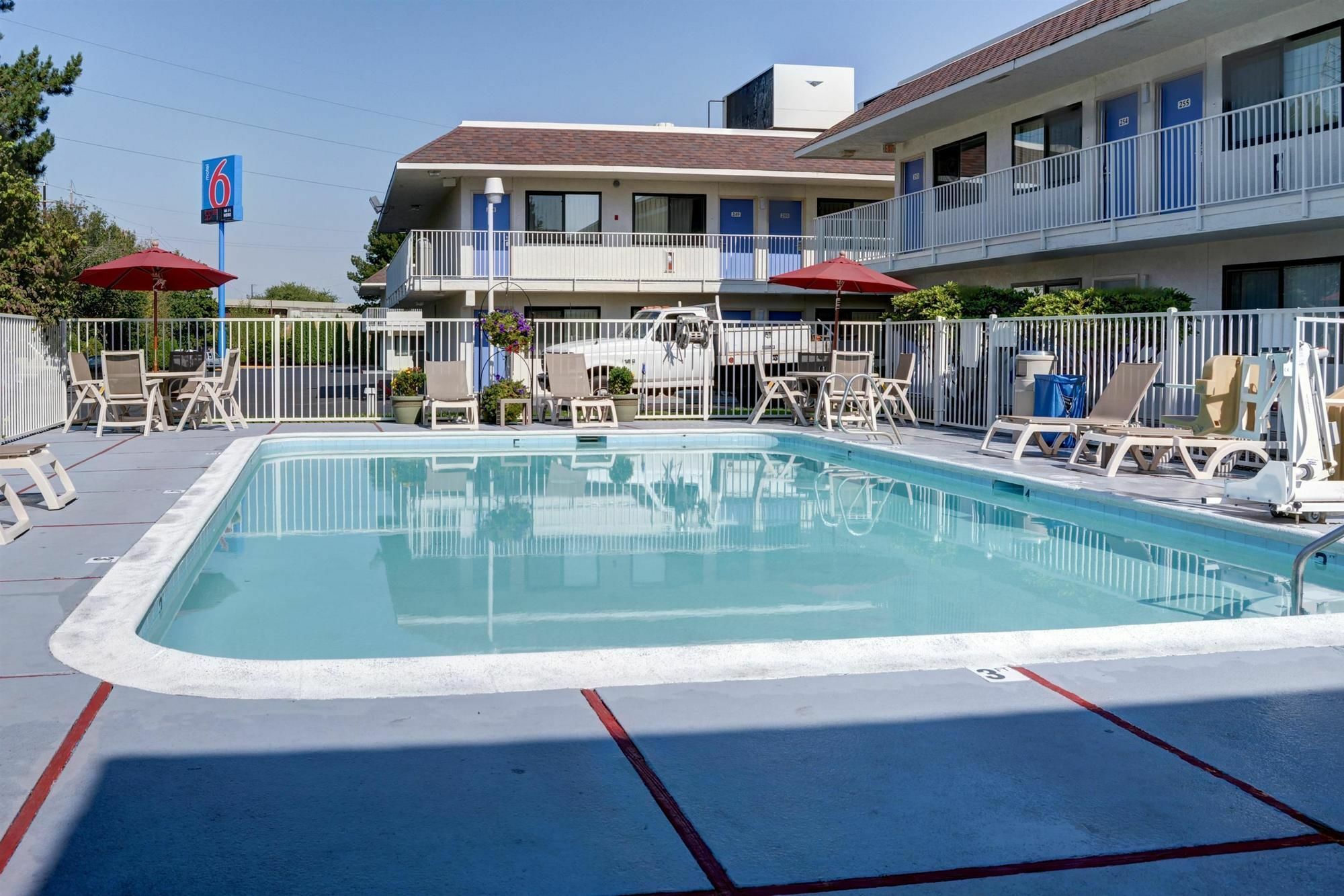 Motel 6-Springfield, Or - Eugene North Exterior photo